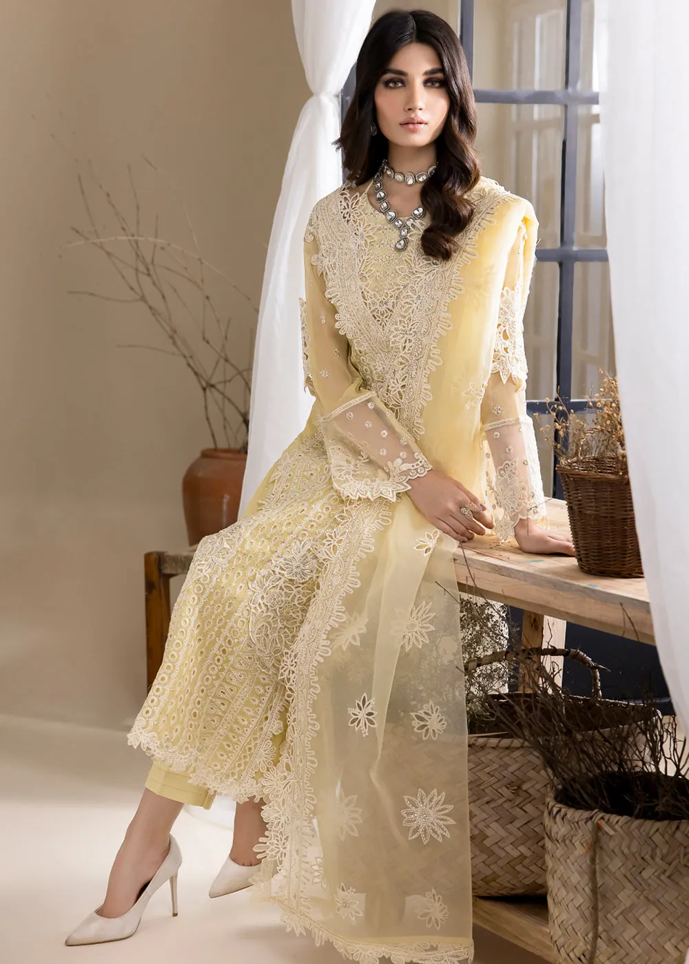 Chinnon Chifffon 2023 by Iznik | CC-23 - DELILAH