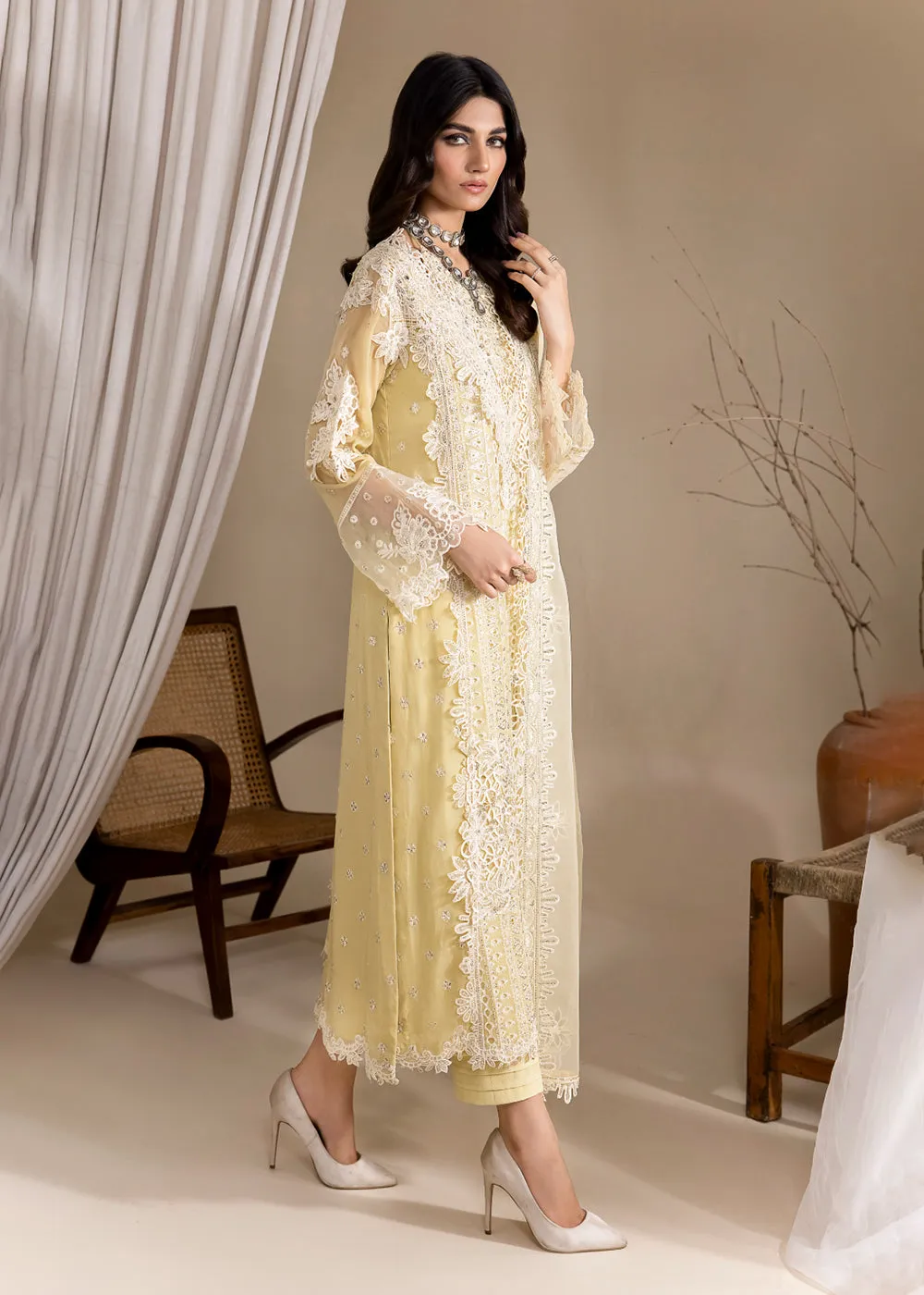 Chinnon Chifffon 2023 by Iznik | CC-23 - DELILAH