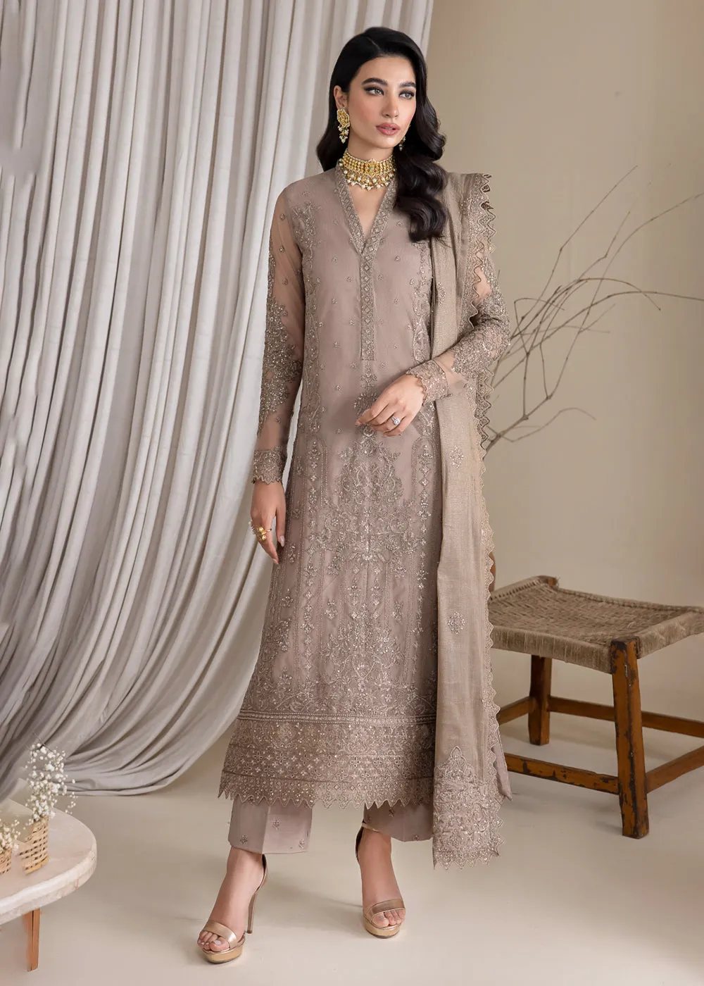 Chinnon Chifffon 2023 by Iznik | CC-30 - VANESSA