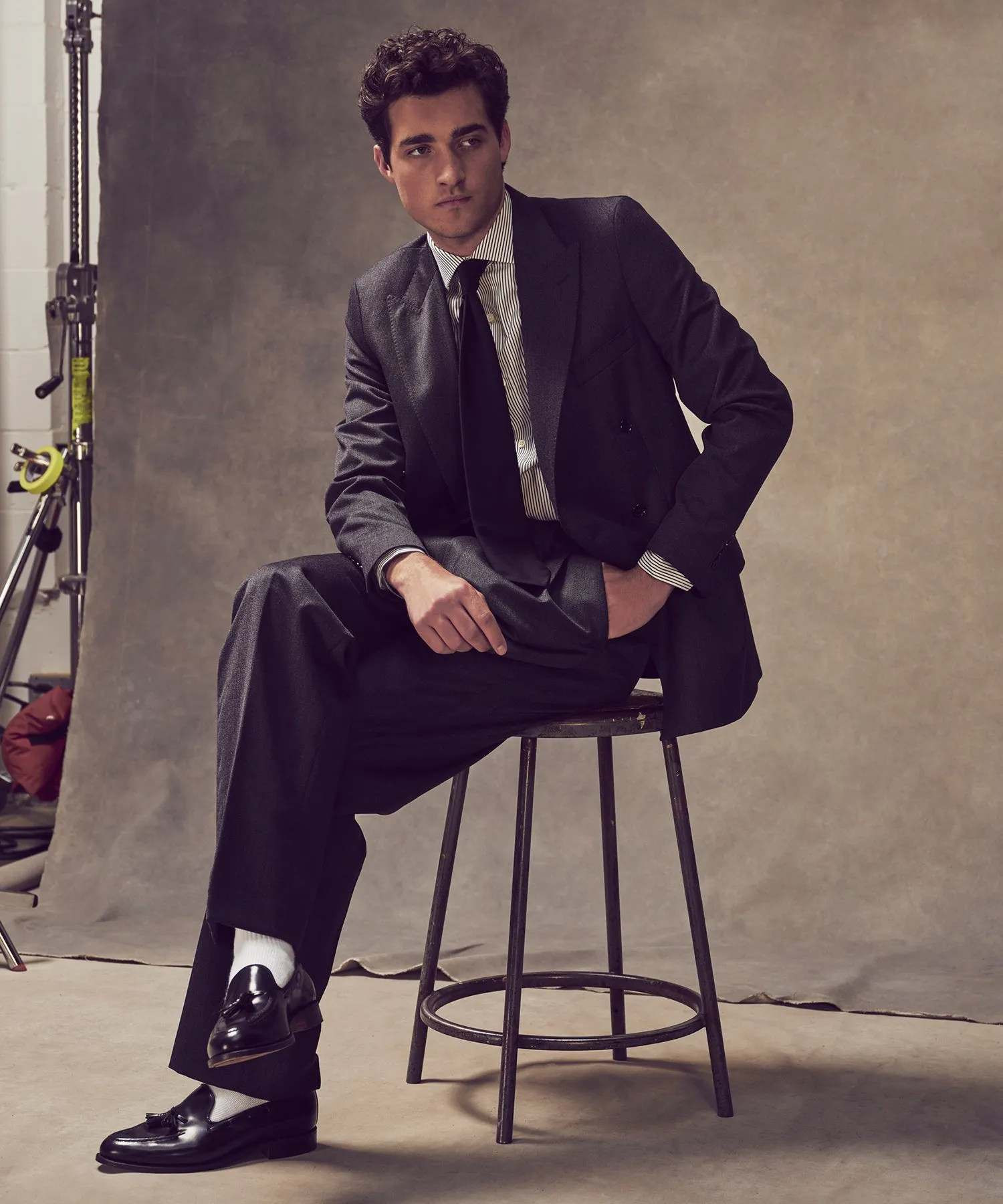 Italian Cavalry Twill Wythe Suit in Charcoal