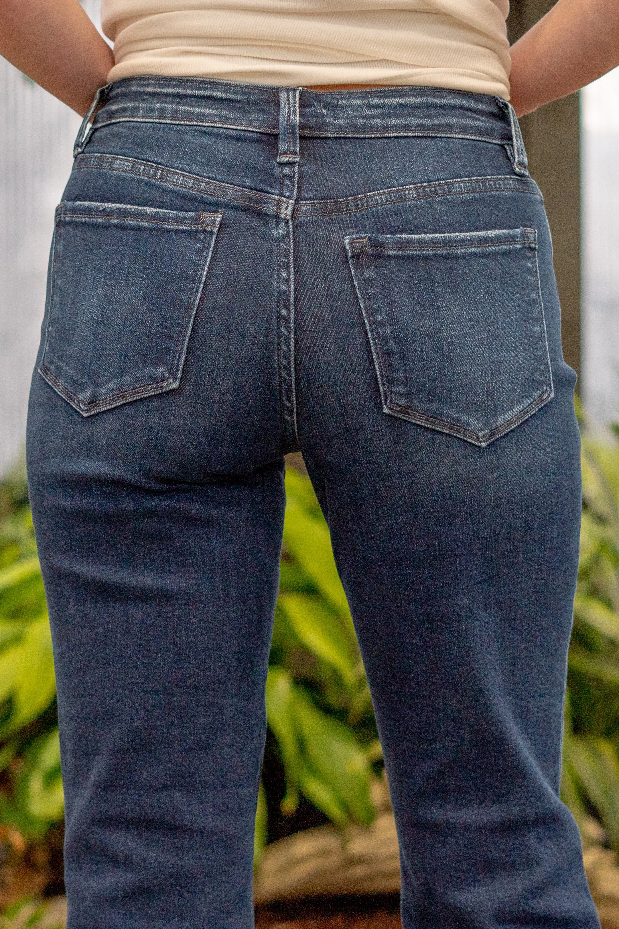 Meticulously Mid Rise Cropped Straight