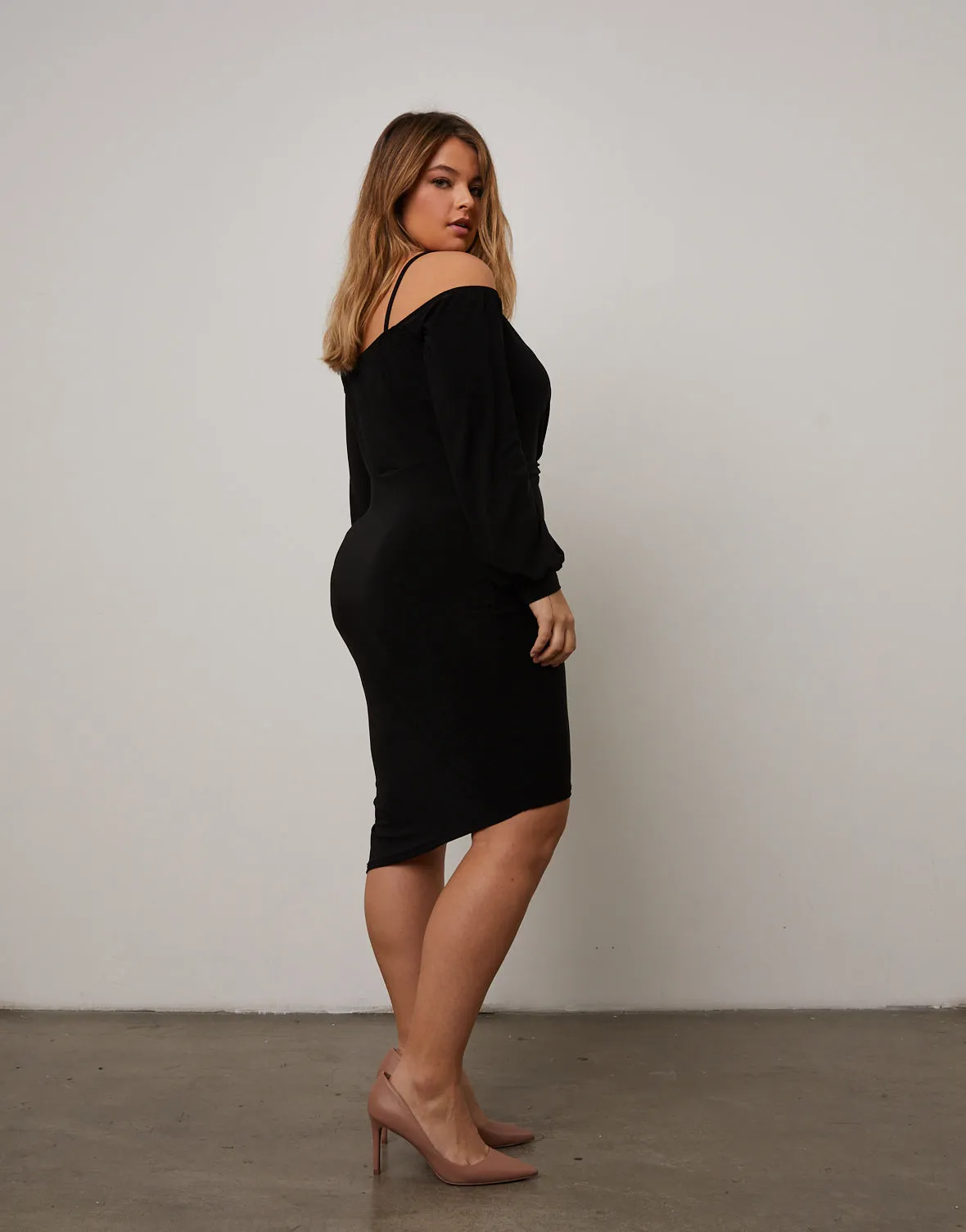Plus Size Cold Shoulder Twist Dress