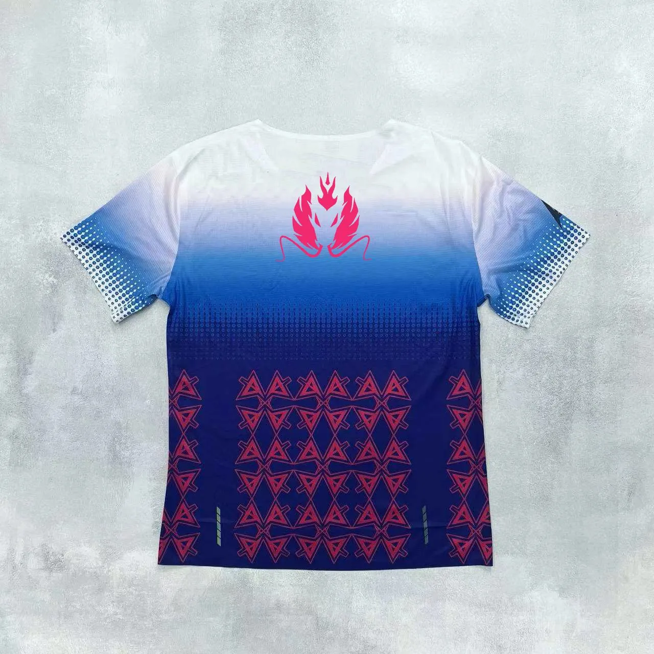 Pre-order:Deliver in 14-21 days | AKIV Ultralight Training T-Shirt Kids | Blue