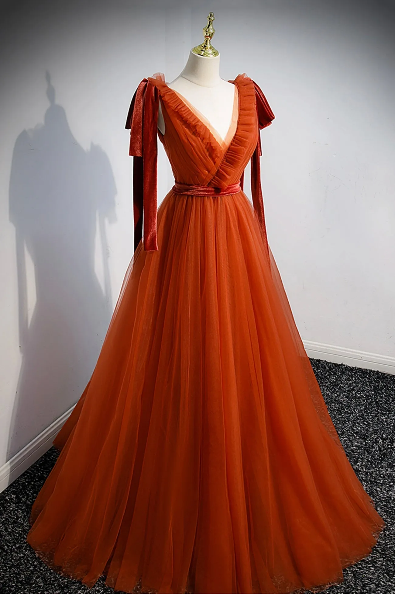 Simple V-Neck Tulle Long Prom Dress A-Line Formal Evening Dress