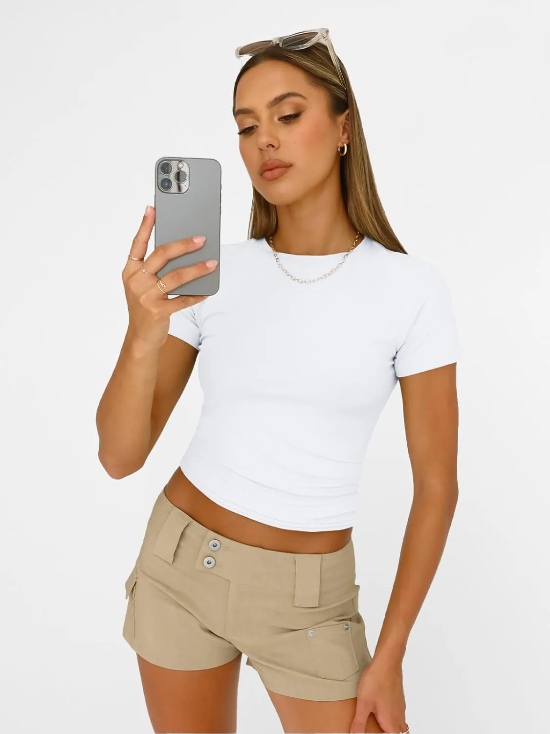 Trendy Queen Womens Basic T Shirts Summer Tops 2025 Short Sleeve Crop Tops Slim Fit Gym Workout Y2k Clothes